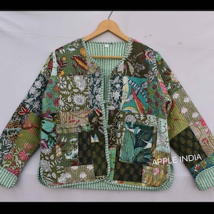 Patchwork jacket Cotton Quilted Jacket Reversible floral Pink Green Jacket, vintage Handmade for women men kantha quilted Women winter coat
