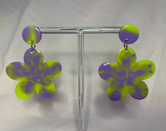 ¡Pendientes colgantes de flower power!