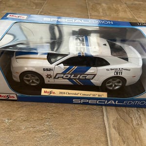 Maisto police 2010 chevrolet camaro ss rs