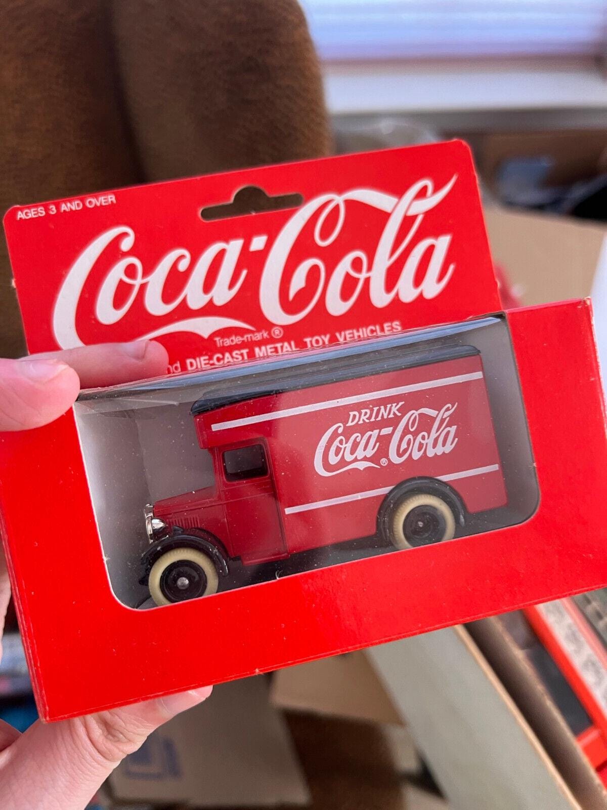 コカコーラ ダイキャスト おもちゃの車 ドリンク コカコーラ トラック