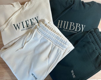 Personalised Embroidered Tracksuit Set of 2 Custom Wifey Hubby Couples Matching Sweatshirt, Anniversary Present for Him, Engagement Gift