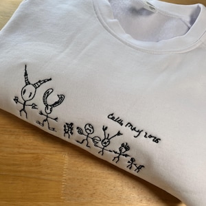Custom Kids Art Embroidered Tshirt or Personalised Hoodie, Sentimental Gift for Dad, fathers day mens jumper, christmas present for grandpa imagem 4