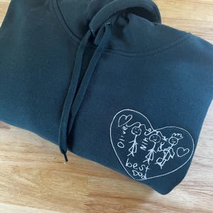 Custom Kids Art Embroidered Tshirt or Personalised Hoodie, Sentimental Gift for Dad, fathers day mens jumper, christmas present for grandpa imagem 3