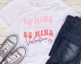 Be Mine Valentines Shirt, Retro Cute Graphic T-shirt, Happy Valentine's Day Gift Tee, Couples Shirt