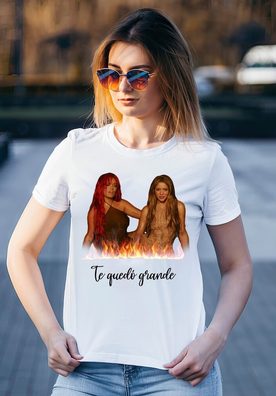 Camisa Te Quedo Grande, Shakira Feat Karol G Shirt, Shakira Shirt, Karol G  Shirt,regalo Para Ella 