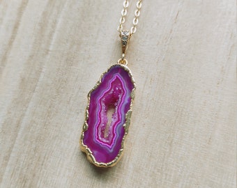 Pink Agate Necklace for women, unique gifts for girlfriend birthday, 5th anniversary gift for wife, magenta necklace pendant gold, lovecore