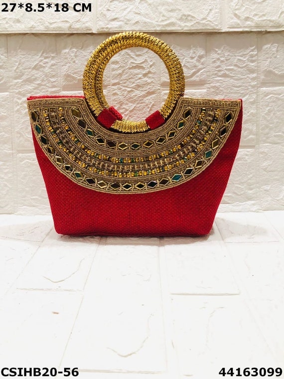 INDIAN TRADITIONAL BRIDAL BAG/DULHAN PURSE HAND BAG Material :- PU  Compartments :- TWO 💼 Size :- 6