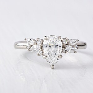 2.0 CT Pear Moissanite Engagement Ring, Solitaire Pear Engagement Ring, 14K Rose Gold Anniversary Ring, Pear engagement Ring, Wedding Ring.