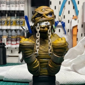 Iron Maiden PowerSlave Figur, Iron Maiden, Figur Eddie der Kopf, Eddie, Power Slave 3D-Druck, Handbemalung