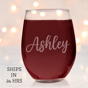 Engraved Personalized Wine Glass, Stemmed Wine Glass with Name, Bridesmaids Glass, Custom Wine Glass, Personalized Stemless Wine Glass