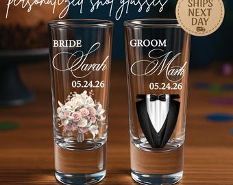 Bride and Groom Shot Glass, Personalized Wedding Favor, Custom Name Wedding Shot Glass, Bridal Party Gift Couple