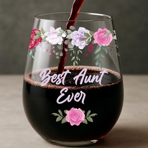 Aunt Wine Glass – Personalized Floral Stemless Glass 17oz – Custom Name Gift for Aunt or Grandma, Birthday Cup, Wedding Party Glassware