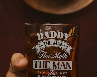 Super Dad Whiskey Glass, Engraved Bourbon Glass, Dad's Sippy Cup Father's Day Whiskey Glass Gift, The Man The Myth Whiskey Glass