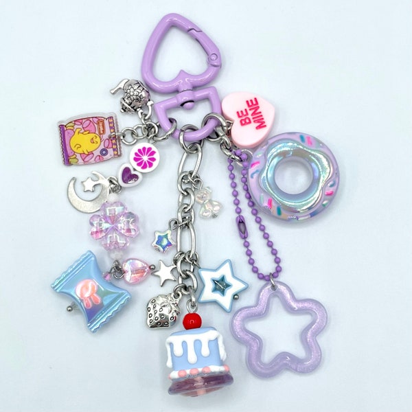 Porte-clés gâteau violet, beignet et bonbon. Porte-monnaie kawaii. Porte-clés bonbon. Ornement miniature de voiture alimentaire. Accessoires de voiture suspendus pour l'an 2000.