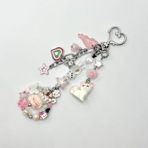 Jolie poupée lapin rose et porte-clés renard. Bijou de sac girly coeur et étoile kawaii.  Ornement de voiture. Accessoires de voiture suspendus de l'an 2000