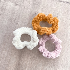 Crochet Scrunchie | Crochet hair tie | Colorful elastic bands
