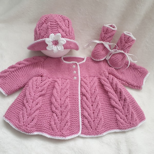 Knitting Pattern SR031 * DK Matinee Set * Matinee Jacket, Bootees & Hat * 0-3+ mths * 3-6+ mths * 6-9+ mths * Chest sizes 16,18, 20 inches