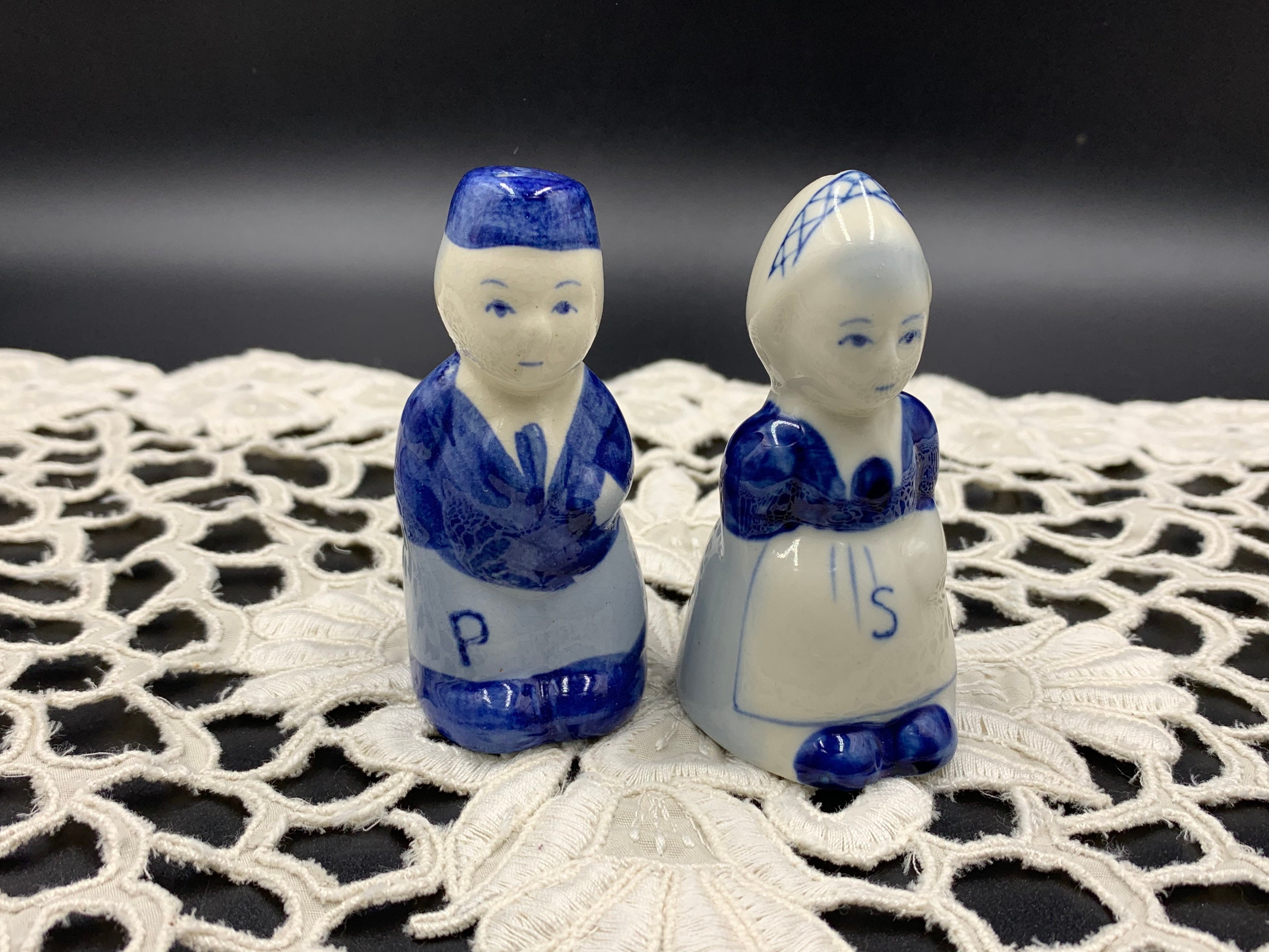 Vintage Dutch Boy and Girl Salt and Pepper Shaker Hand - Etsy