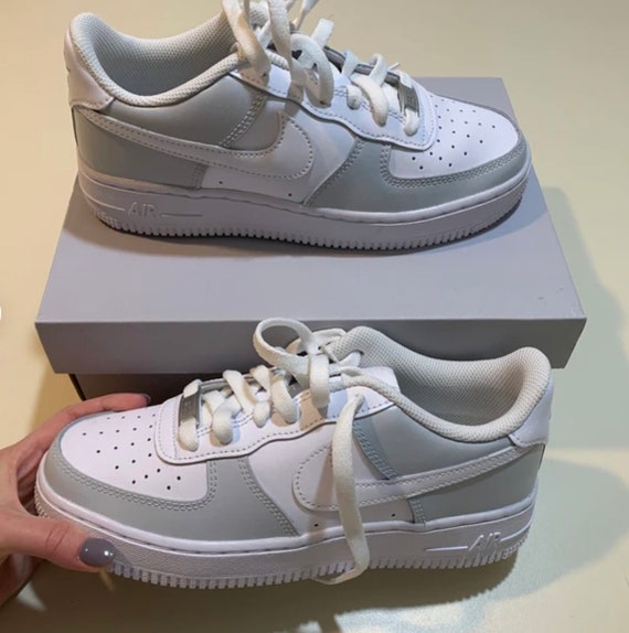 light grey af1