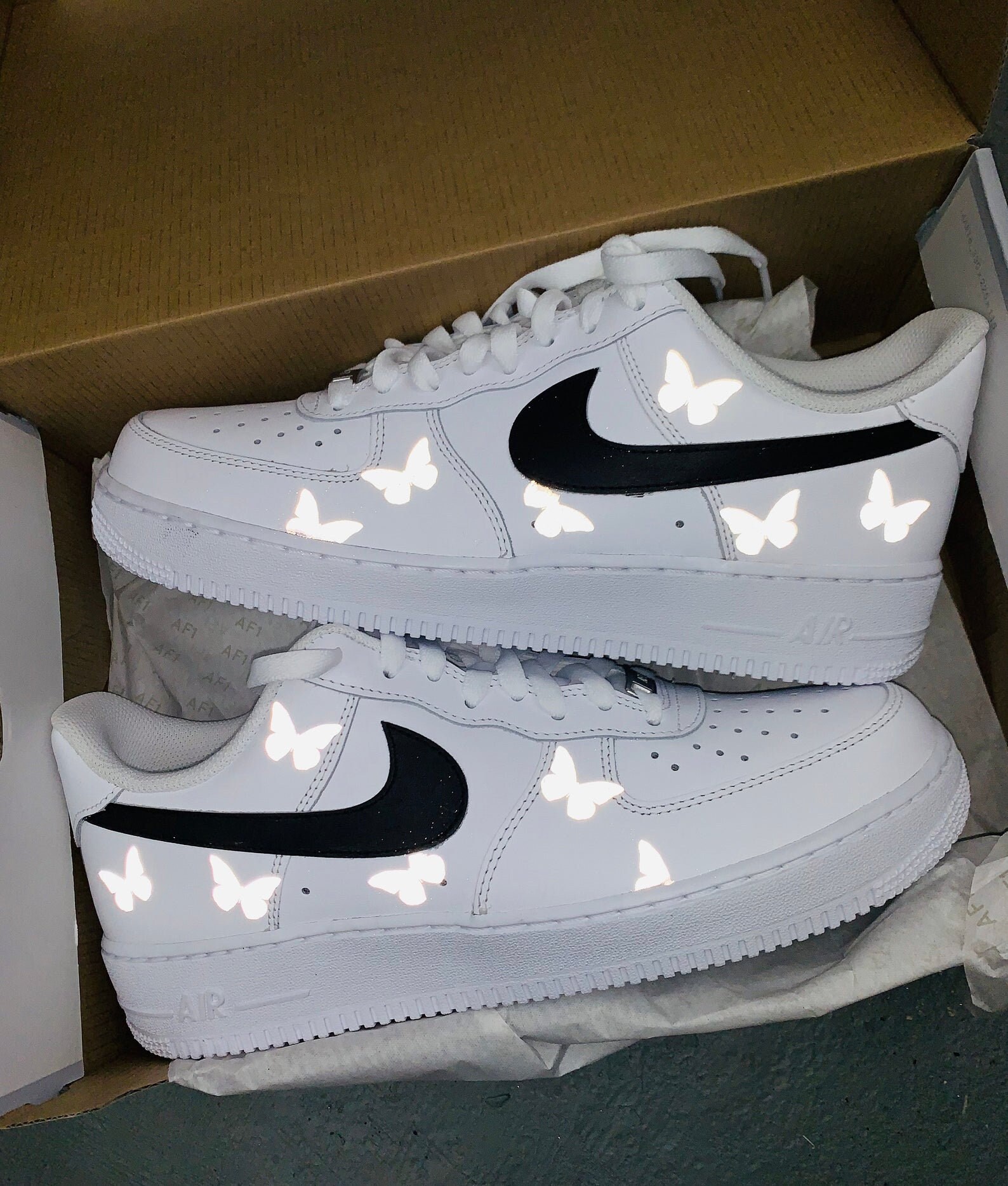 butterfly reflective black Air Force 1 *CUSTOMS* â limetliss | Black air forces, Black air force 