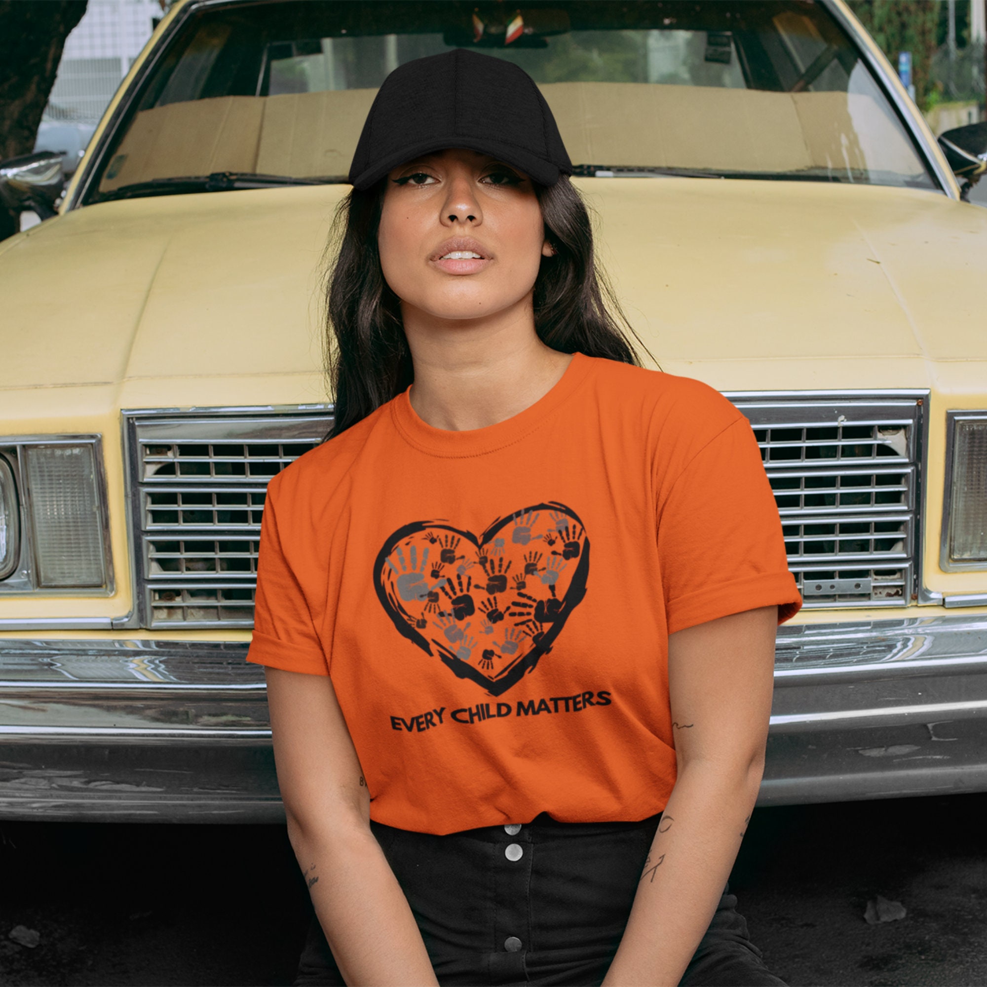Every Child Matters Shirt | Orange Shirt Day | Indigenous Canada | Residential School Protest | Chaque Enfant Compte Unisex T-Shirt