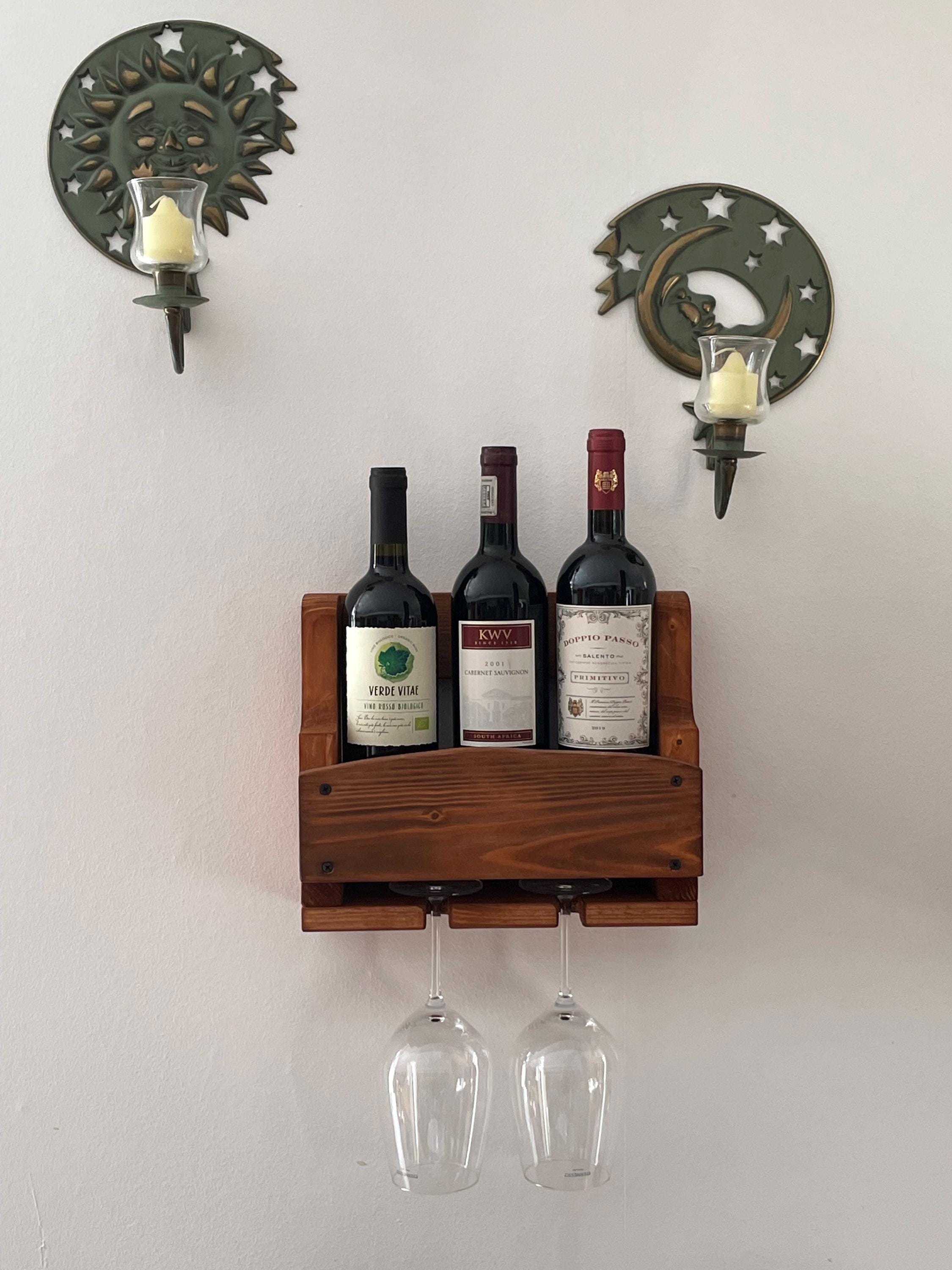 Expresslieferung: handgefertigtes Weinregal mit Glaseinhängung (30cm breit) in vielen Wunschfarben // Nachhaltig / Unikat / Landhausstil