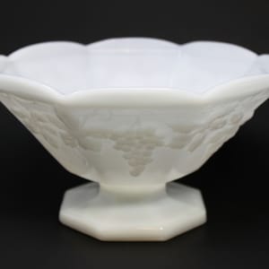 Vintage milk glass grape leaf pedestal octagonal base fruit bowl scalloped top