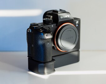 三脚取り付け穴付きすべての Sony A7 / A9 / A1 ボディ用グリップ