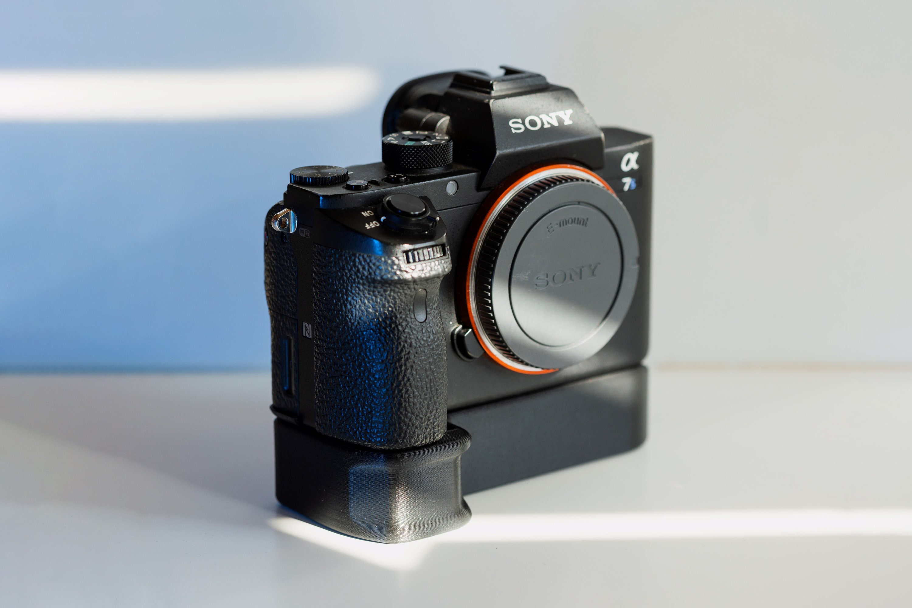 三脚取り付け穴付きすべての Sony A7 / A9 / A1 ボディ用 三脚取り付け穴付きすべての Sony A7 / A9 / A1 ボディ用