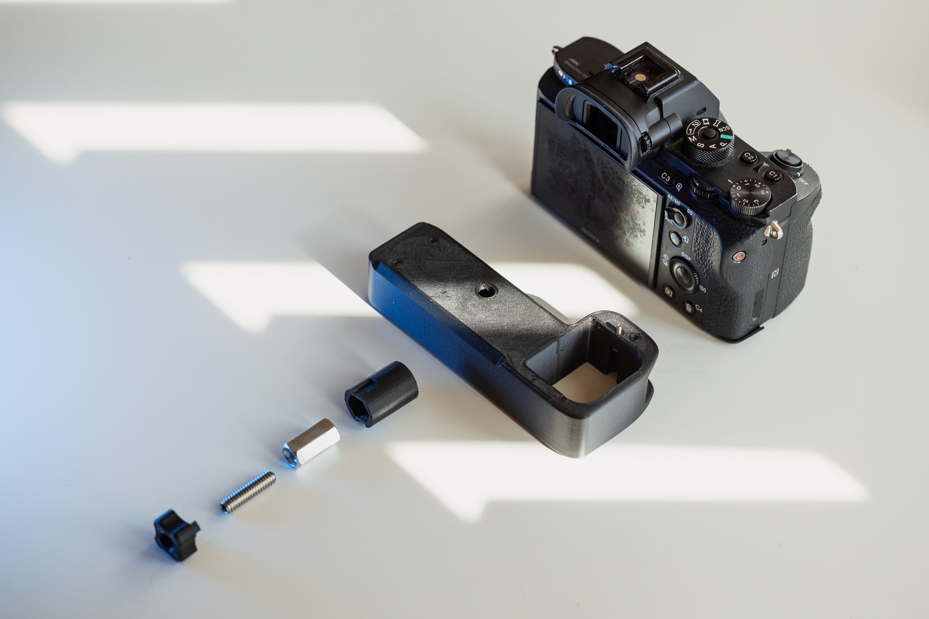 SONY a7RIV ボディ おまけ有り 新品)SONY (ソニー) α7RIV ボディ ILCE-7RM4A（商品ID：4548736128477