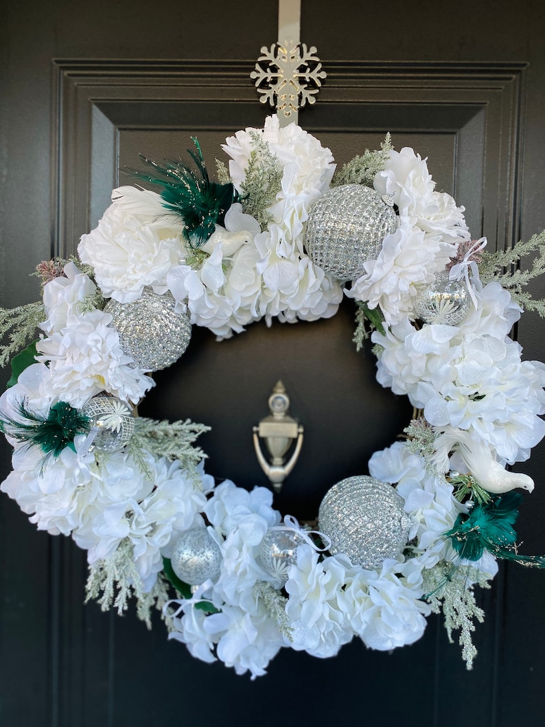 White and Green Christmas Wreath with Doves and Feathers