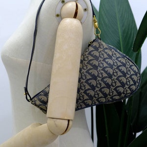 Dior Vintage Oblique Mini Saddle Bag (SHF-7rBs3s) – LuxeDH