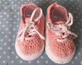 Baby girl pink sneakers 3-6 months