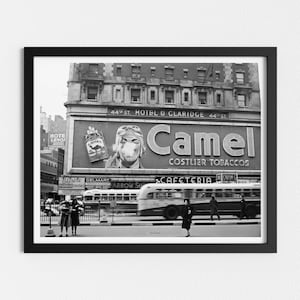 Foto vintage imprimible / Times Square Nueva York / carteles publicitarios / arte en blanco y negro / cartelera de cigarrillos / impresiones descargables