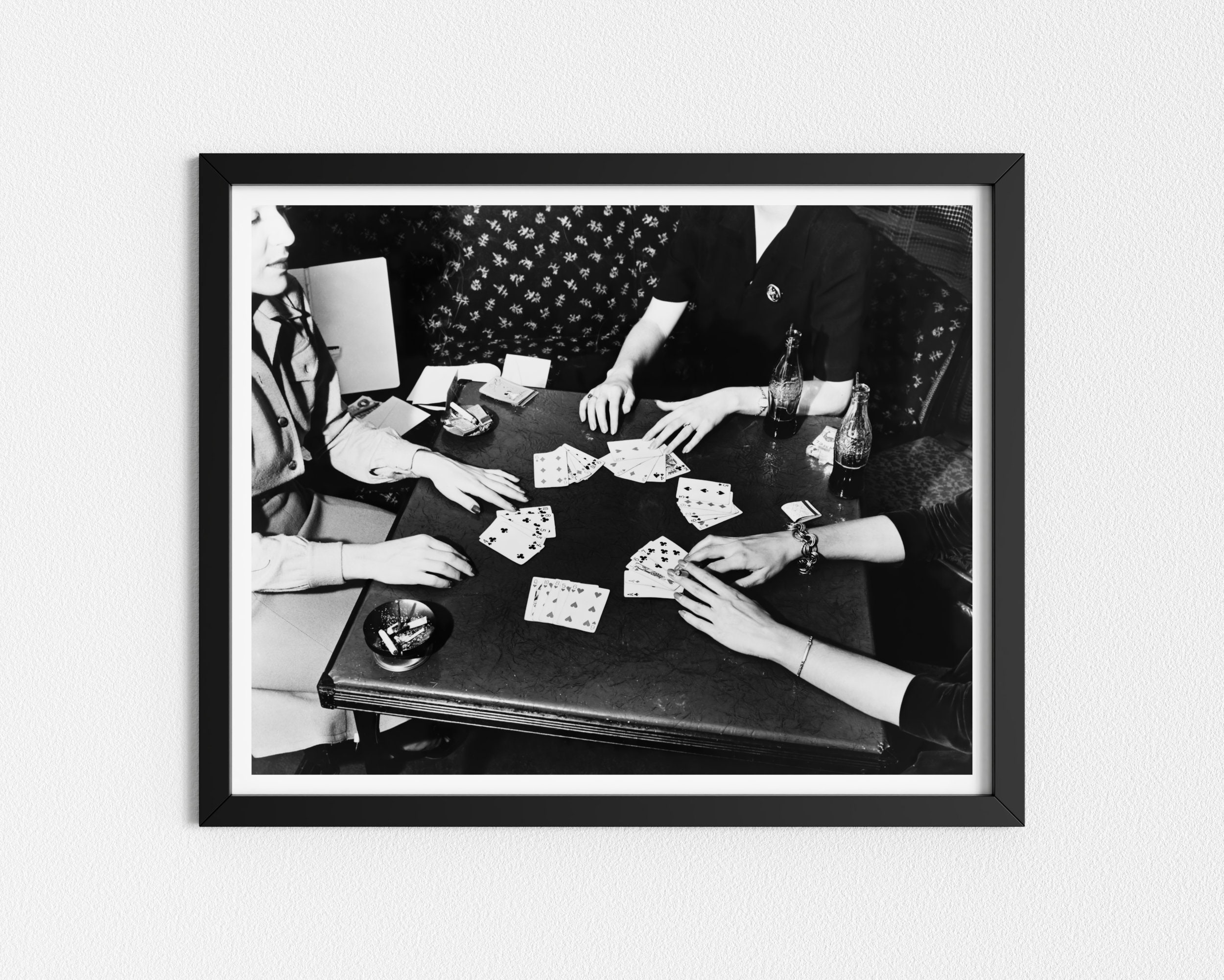 Vintage Photo Printable | Women Playing Poker | 1940s Bar Art | Black and White Art | Girls Night | Downloadable Prints