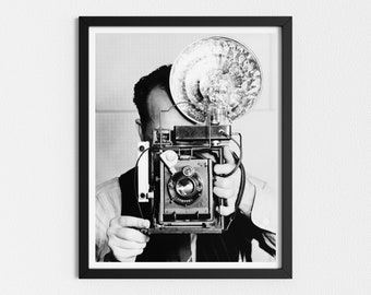 Vintage Photo Printable | Old Vintage Camera | Retro Photography | Black and White Art | Photography Prints | Downloadable Prints