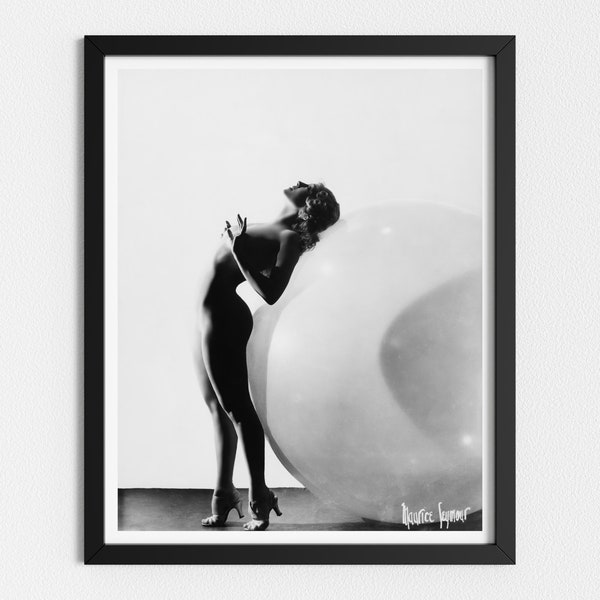 Vintage Photo Printable | Female Nude Art | Retro Photography | Black and White Art | Downloadable Prints