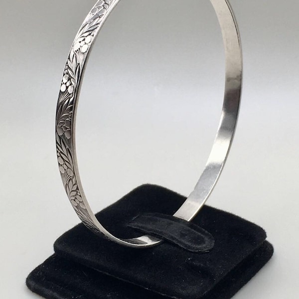 Vintage Sterling Silver Lovely Floral Bangle Bracelet | Silver Bangle |Silver Bracelet | Silver Jewelry | Jewelry Gift