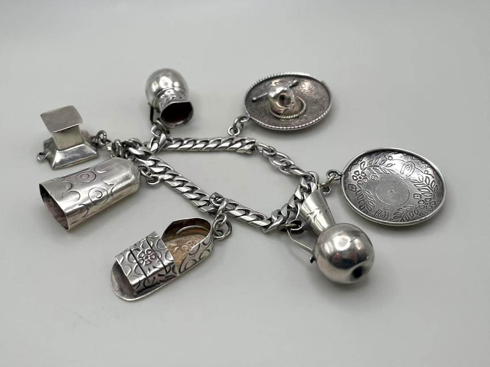 アクセサリー Vintage Mexican silver necklace charm Vintage Taxco Mexican Deco Incised Sterling Silver Necklace