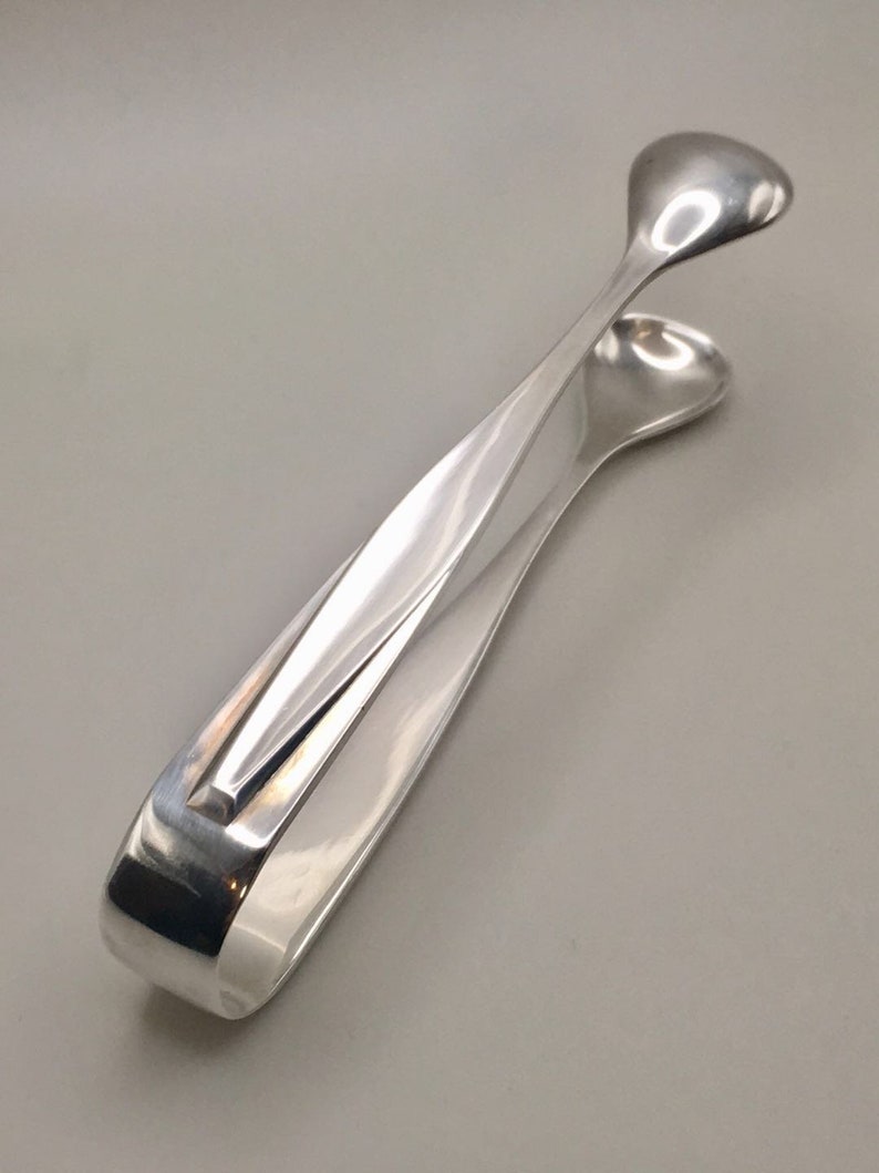 Rare Pattern classique 1961 by Gorham Sterling Silver Sugar Cube Tongs