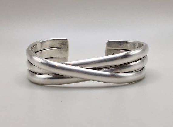 Solid sterling silver twist - Gem