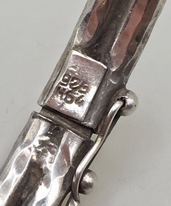 Vintage 925 Sterling Silver Oval Hammered Hinged … - image 6