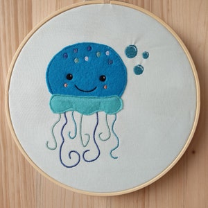 Animal medusa colorida - Parches Termoadhesivos Bordados, Tamaño
