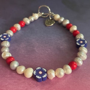 Red, white, blue bracelet, Blue flower bracelet, Bead bracelet
