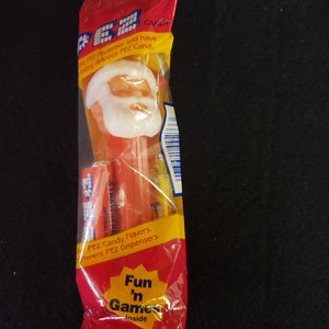 Vintage santa claus pez dispenser