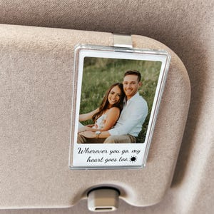 Aangepaste foto autoklep clip voor stel, autoklep clip romantisch rijden veilig cadeau, aandenken voor koppels, Valentijnsdag cadeau voor hem, cadeau voor koppels