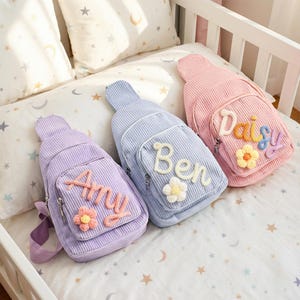 Personligt namngivet småbarnsväska, mjuk manchester mini-axelväska, present till pojkar och flickor, barnmidjeväska, justerbar axelremsväska