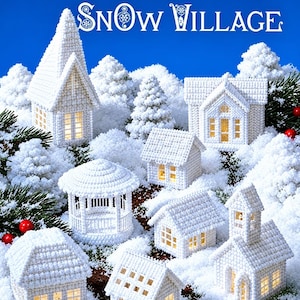 Puede incluir: Una colección de estructuras de lona plástica blanca que forman un pueblo en miniatura, incluyendo casas, un cenador y una iglesia, todos iluminados desde dentro. El texto PLASTIC CANVAS SNOW VILLAGE aparece arriba sobre fondo azul.