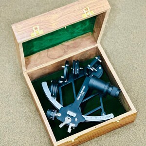 Nautical Tamaya Sextant with Wooden Box Maritime navigational Working Instrument Marine Astrolabe Ship Sextant Home Decor