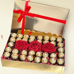 Luxury Golden Box with Ferrero Rocher and Red Roses Gift. Chocolate Giftbox. Birthday gift, Anniversary gift, Thank you gift, Get well gift.